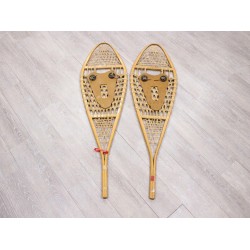 Authentic Vintage Pair of Used Snowshoes (47-90-G3388) Y8U