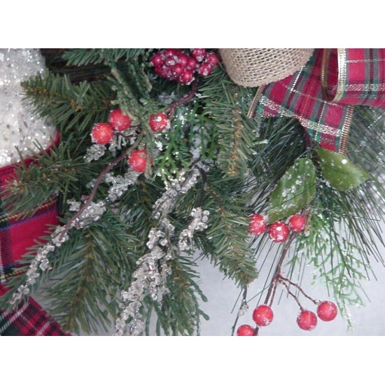 WINTER SNOWMAN COUNTRY FARMHOUSE CARDINALS EVERGREENS WREATH DOOR DECOR