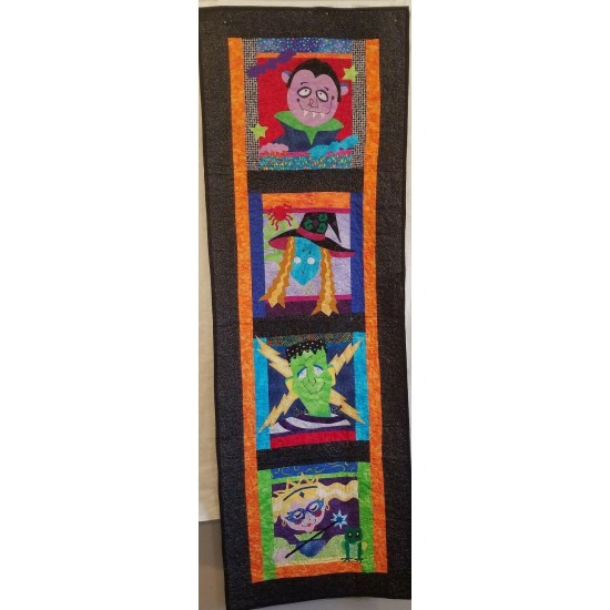 Creepy Halloween Quilted Banner