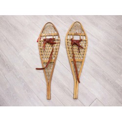 Authentic Vintage Pair of Used Snowshoes (47-90-G3390) Y8U