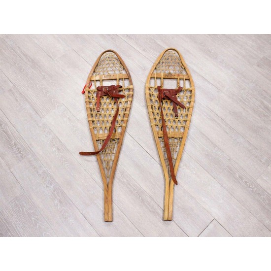 Authentic Vintage Pair of Used Snowshoes (47-90-G3390) Y8U