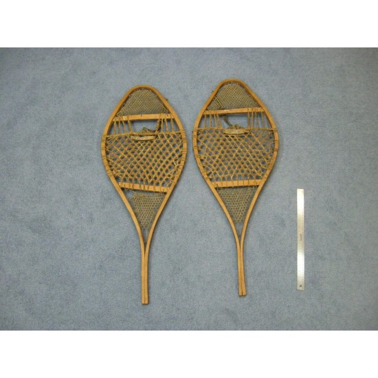 Authentic Vintage Pair of Snowshoes Used Gallery (47-90-G110) AZ