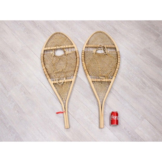 Authentic Vintage Pair of Used Snowshoes (47-90-G3454) Y8U