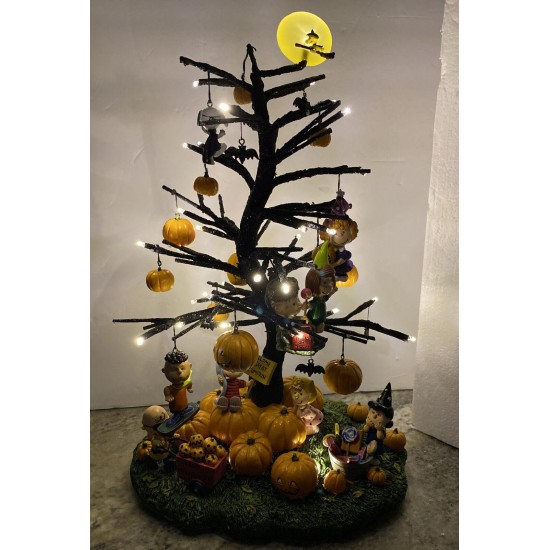 Peanuts Great Pumpkin Lighted Halloween Tree Pig Pen Snoopy Franklin Schroeder