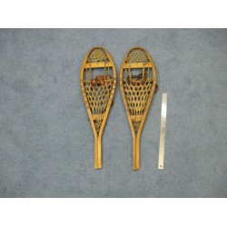 Authentic Vintage Pair of Snowshoes Used Gallery (47-90-G166) ET