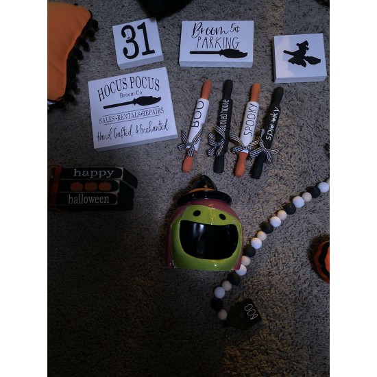 Lot Of (29) Assorted Halloween Decor