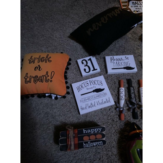 Lot Of (29) Assorted Halloween Decor