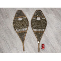 Authentic Vintage Pair of Snowshoes (47-90-G97) L2