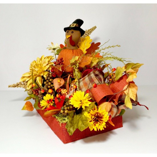 LARGE THANKSGIVING TURKEY CENTERPIECE FALL COLORS AUTUMN FLORAL ARRANGEMENT NEW