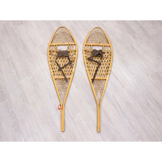 Authentic Vintage Pair of Used Snowshoes (47-90-G3409) Y8U