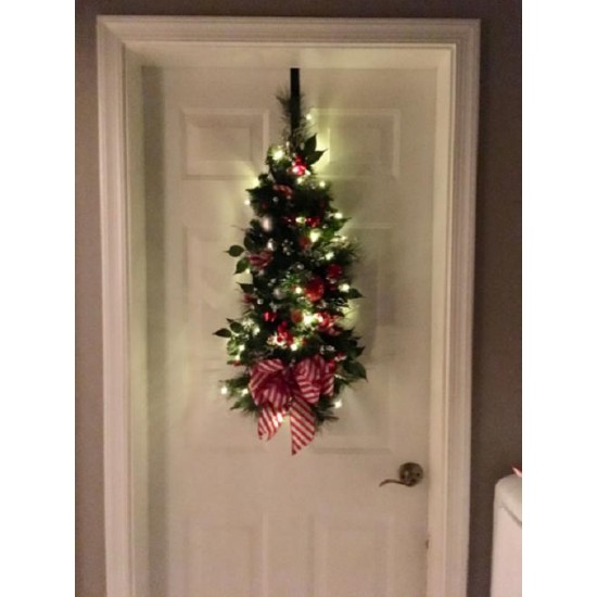 Awe-Inspiring Candy Cane Wall Tree