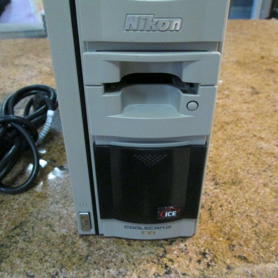 NIKON CoolScan IV 4 ED LS-40 with Nikon MA-20 Slide Mount Adapter (See Details)