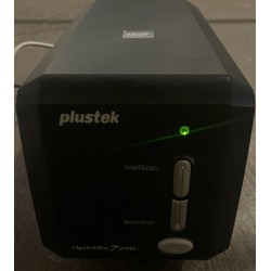 Plustek OpticFilm 7200i SE Film and Slide Scanner